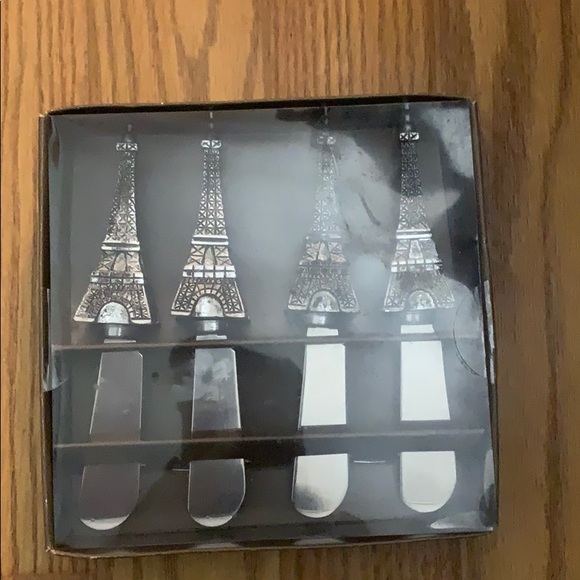 Pier 1 Kitchen New Pier Eiffel Tower Set Of 4 Spread Knives Nwb